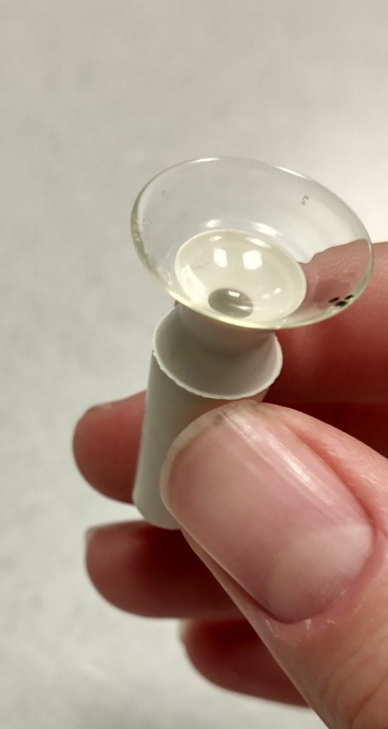 inserter with scleral
